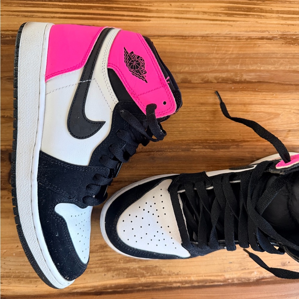 Air Jordan 1 Black, White & Pink High-Top Sneakers - Picture 2 of 10